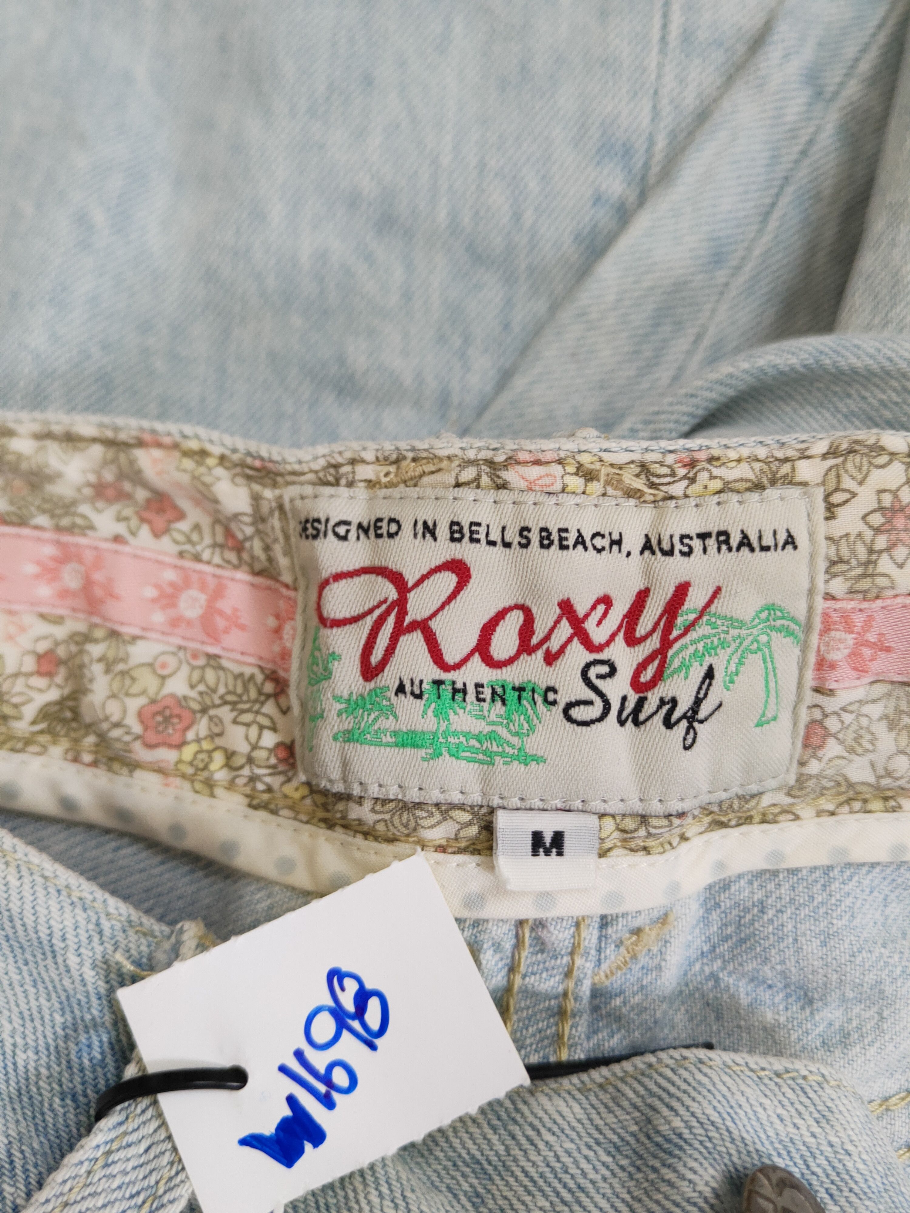 Japanese Brand Roxy Light Blue Distressed Ripped denim Jeans #W1698 Size 28" / US 6 / IT 42 - 15 Thumbnail