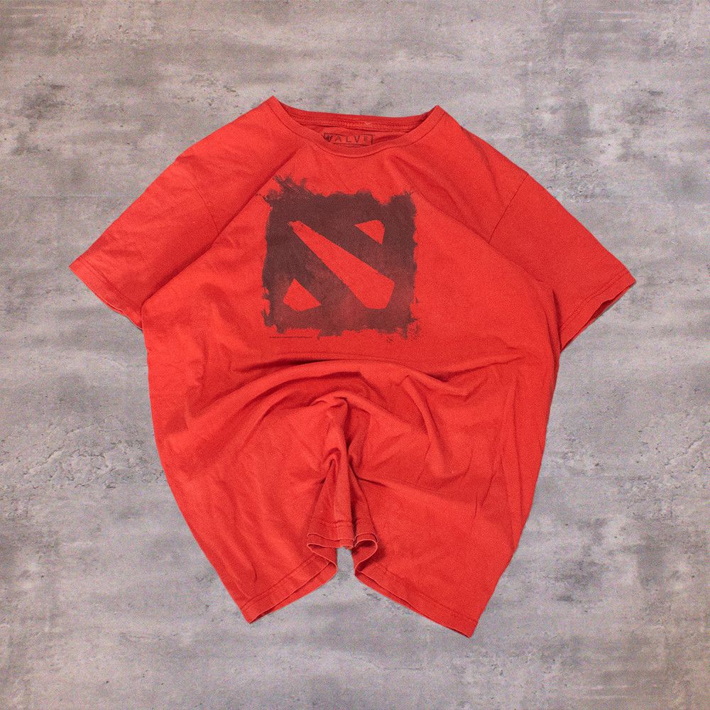 Japanese Brand Y2K 2012 Dota I Promo Faded Red Double Stich Red T-Shirt Size US M / EU 48-50 / 2 - 1 Thumbnail