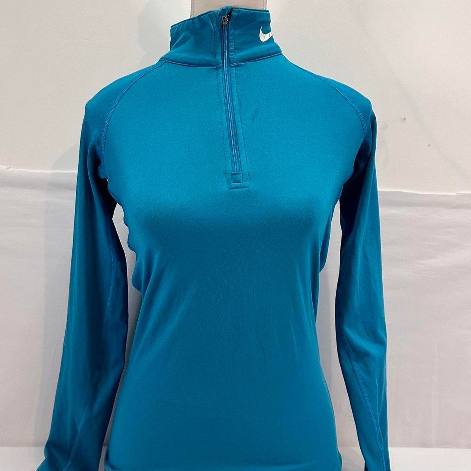 Nike Nike Pro Combat Size XS Fitted Running Jacket Size XS / US 0-2 / IT 36-38 - 1 Thumbnail