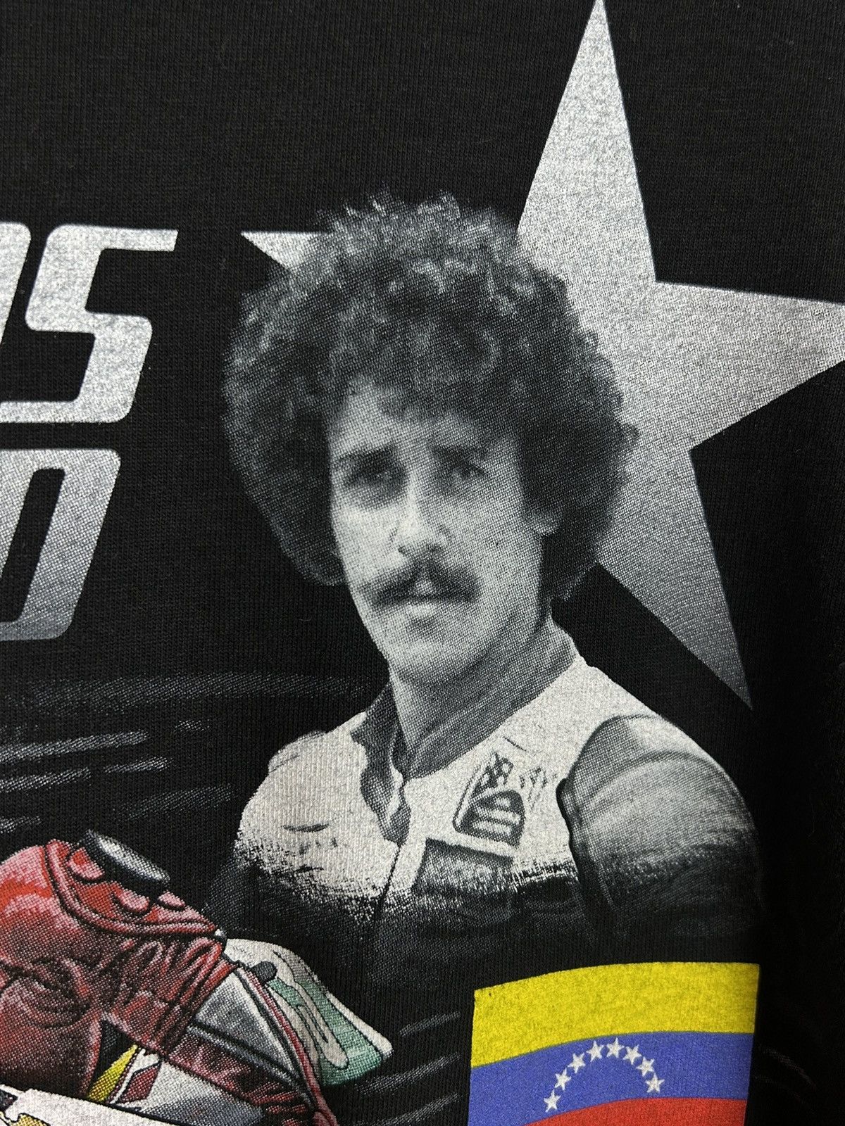 Vintage 00s Vintage Carlos Lavado 250cc Racing World Champion Tee Size US L / EU 52-54 / 3 - 3 Thumbnail