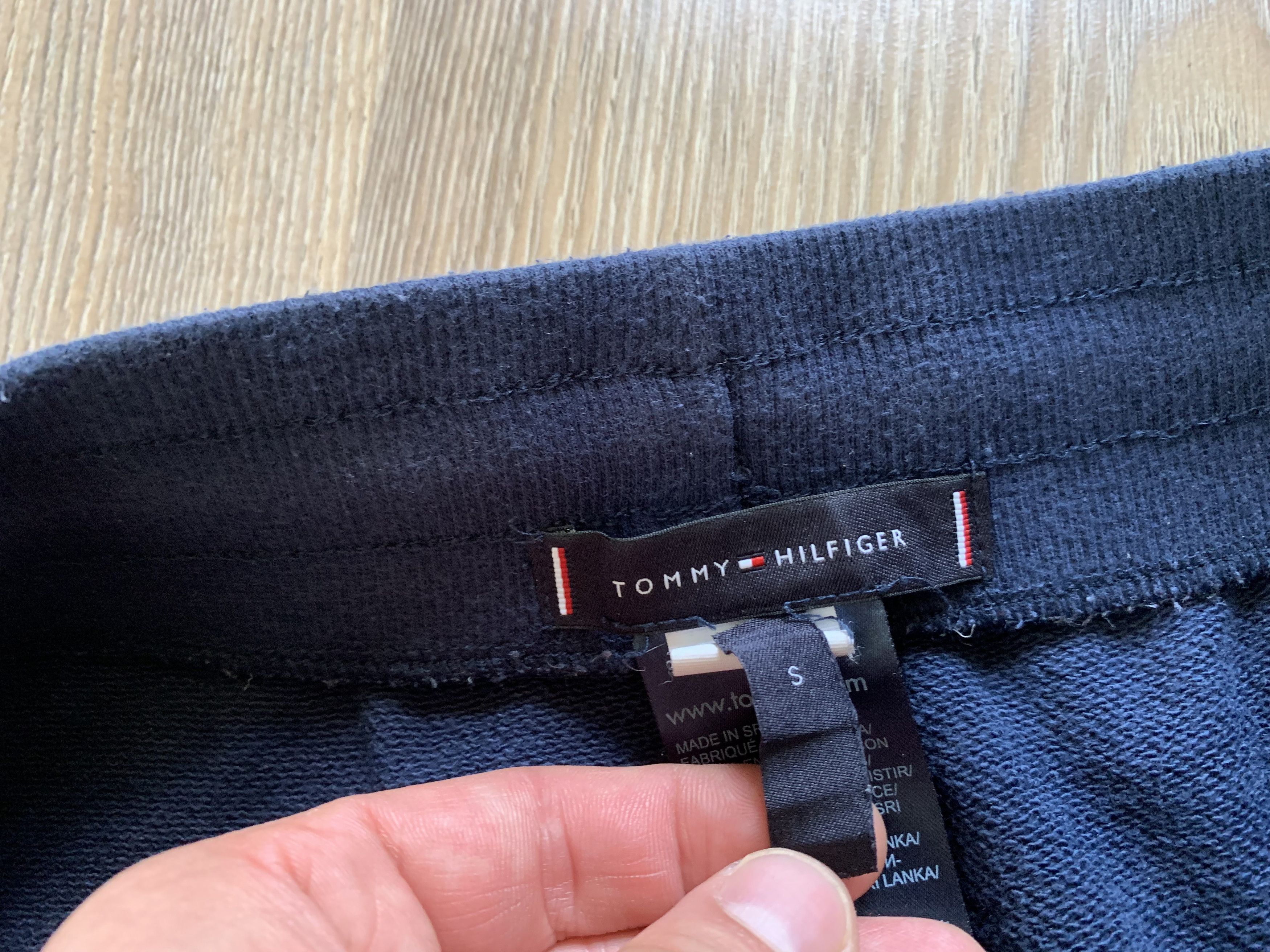 Tommy Hilfiger Tommy Hilfiger Cotton Lampas Shorts Size US 30 / EU 46 - 5 Thumbnail