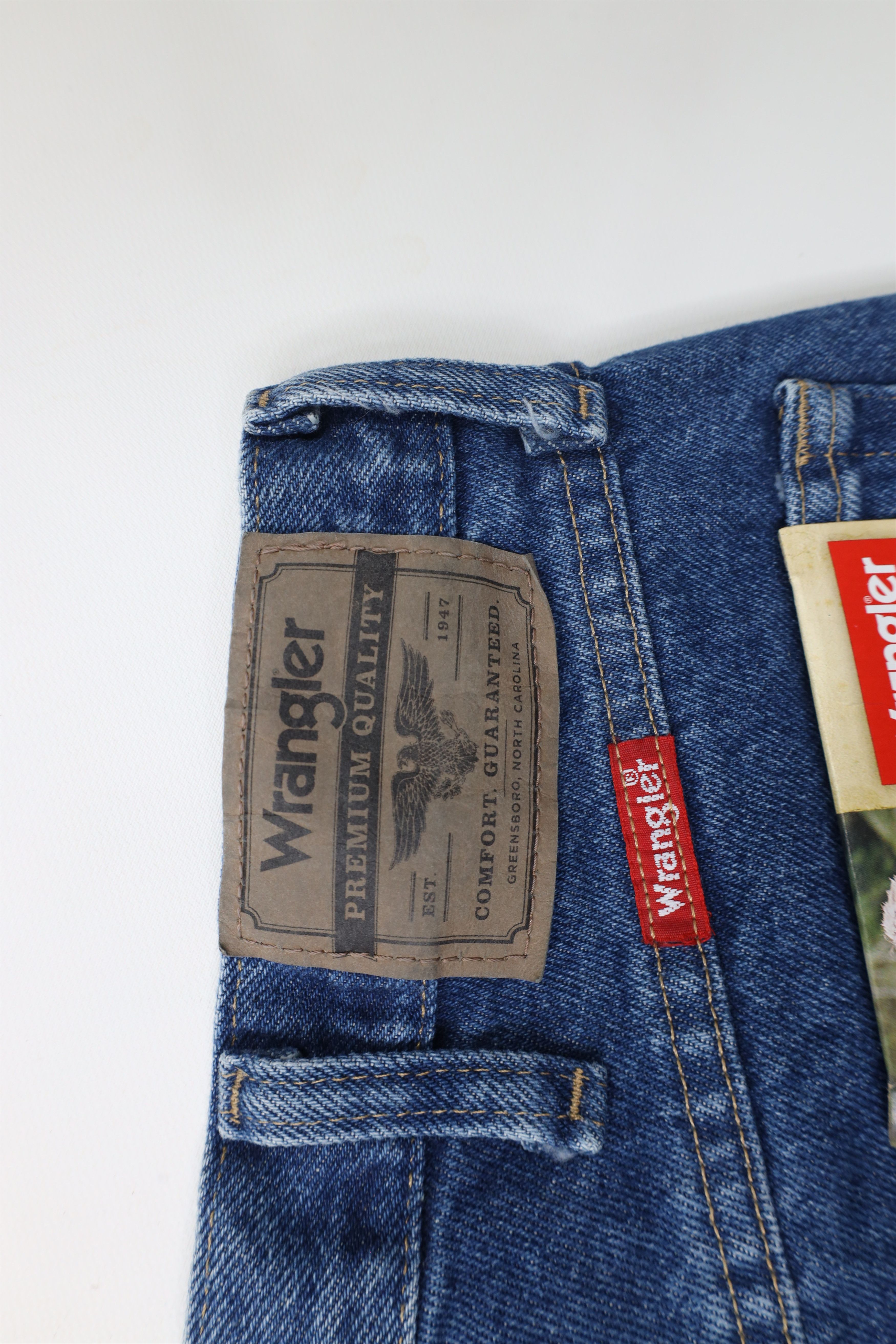 Vintage × Wrangler Deadstock Vintage Y2K Wrangler Leg Denim Jeans Blue Cotton Size US 36 / EU 52 - 14 Thumbnail