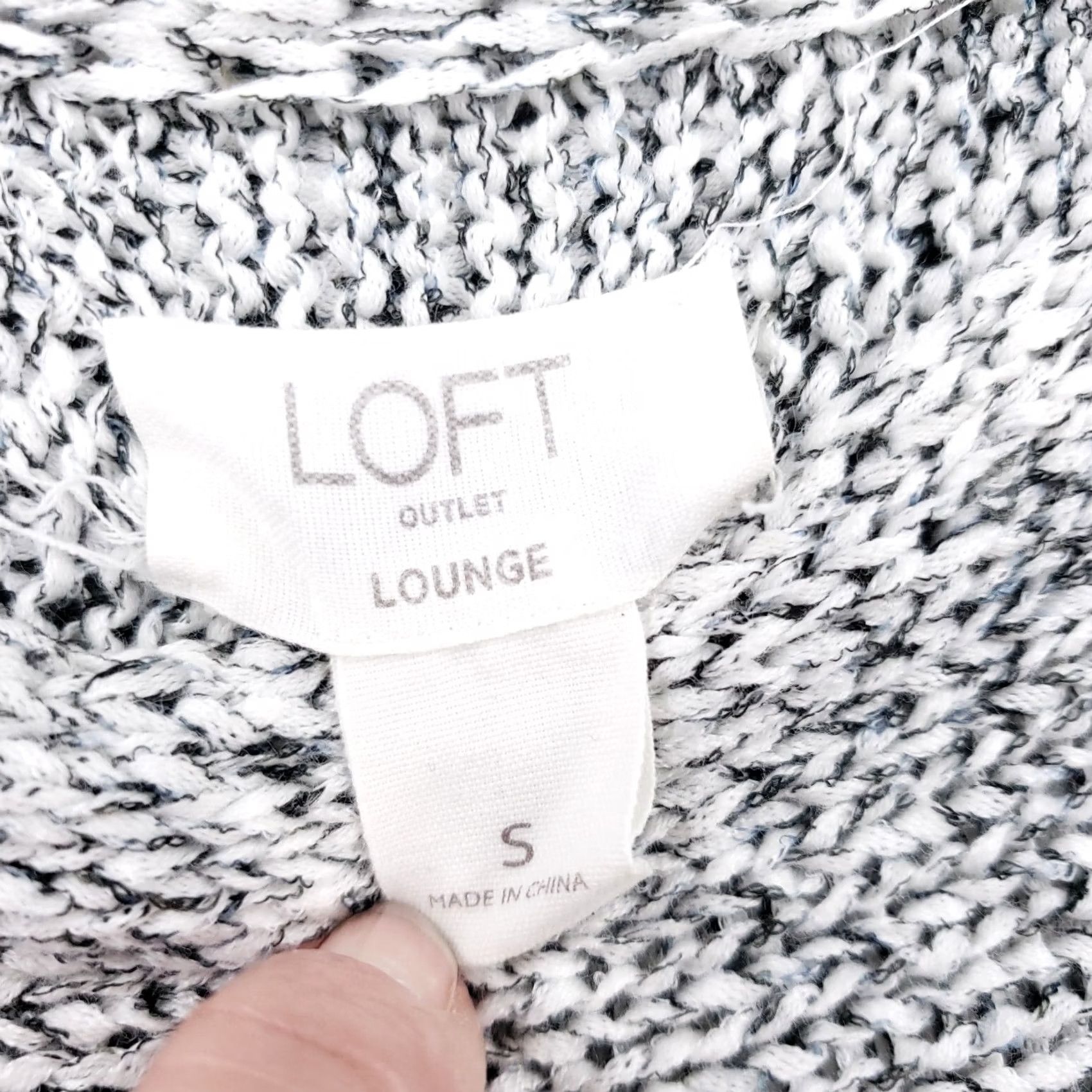 Loft LOFT Sweater Womens S Small Gray Short Sleeve Tunic Cold Shoulder Round Neck Size S / US 4 / IT 40 - 6 Thumbnail