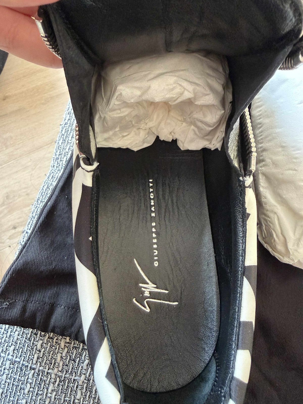 Giuseppe Zanotti Giuseppe Zanotti Black White Graphic Sneakers Side Zip Size US 11 / EU 44 - 5 Thumbnail