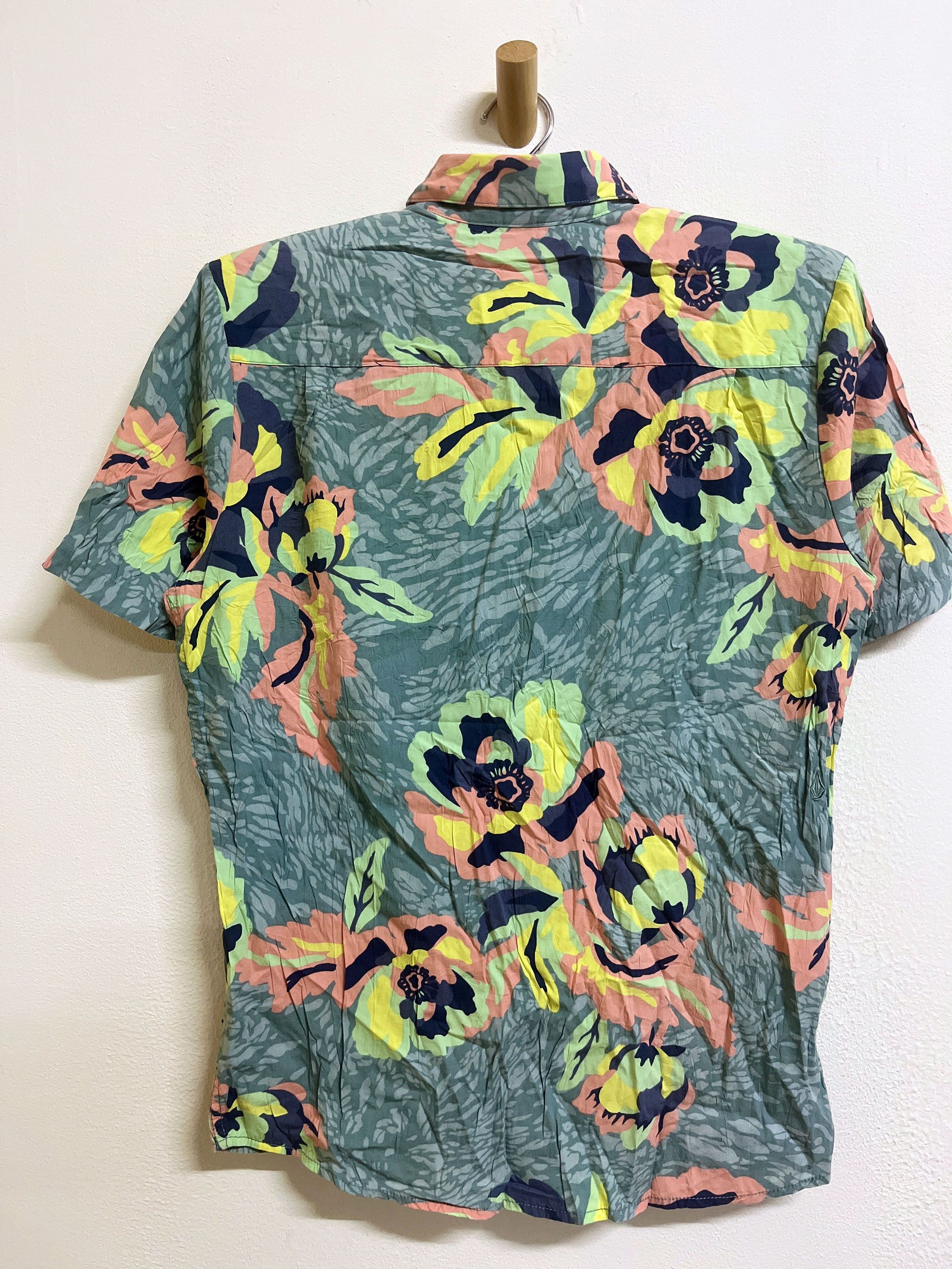 Volcom Volcom Classic Fit Short Sleeve Hawaii Size US S / EU 44-46 / 1 - 3 Thumbnail