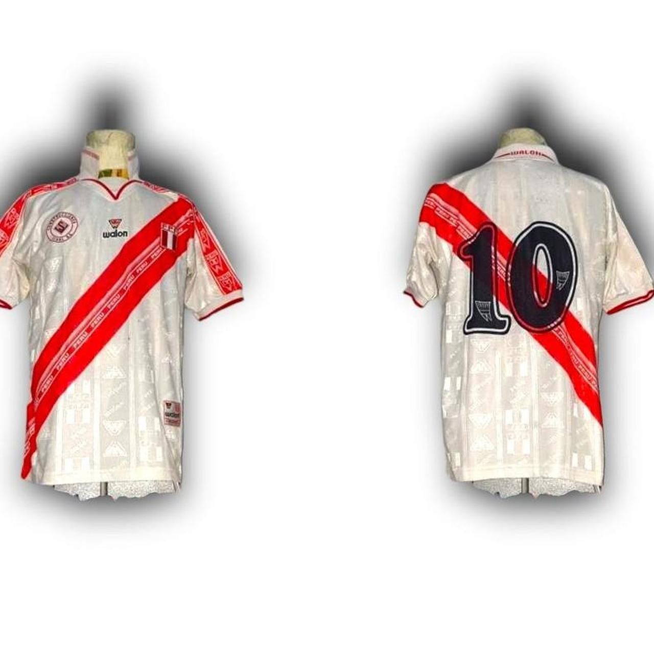 Other Fc Peru 1999 2000 Home Walon Shirt Jersey Pizzaro Size US M / EU 48-50 / 2 - 1 Thumbnail
