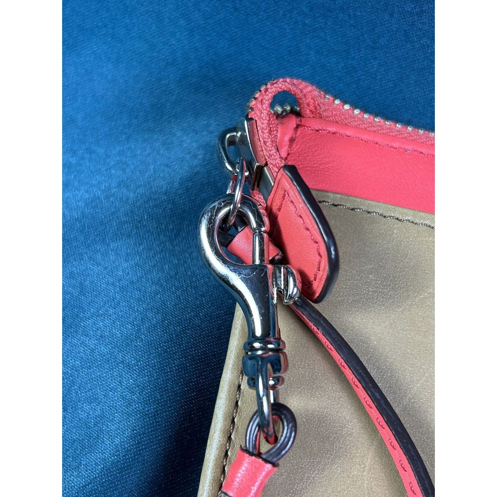 Coach Coach Womens Leather Colorblock Zip Closure Wristlet Brown Size ONE SIZE - 8 Thumbnail