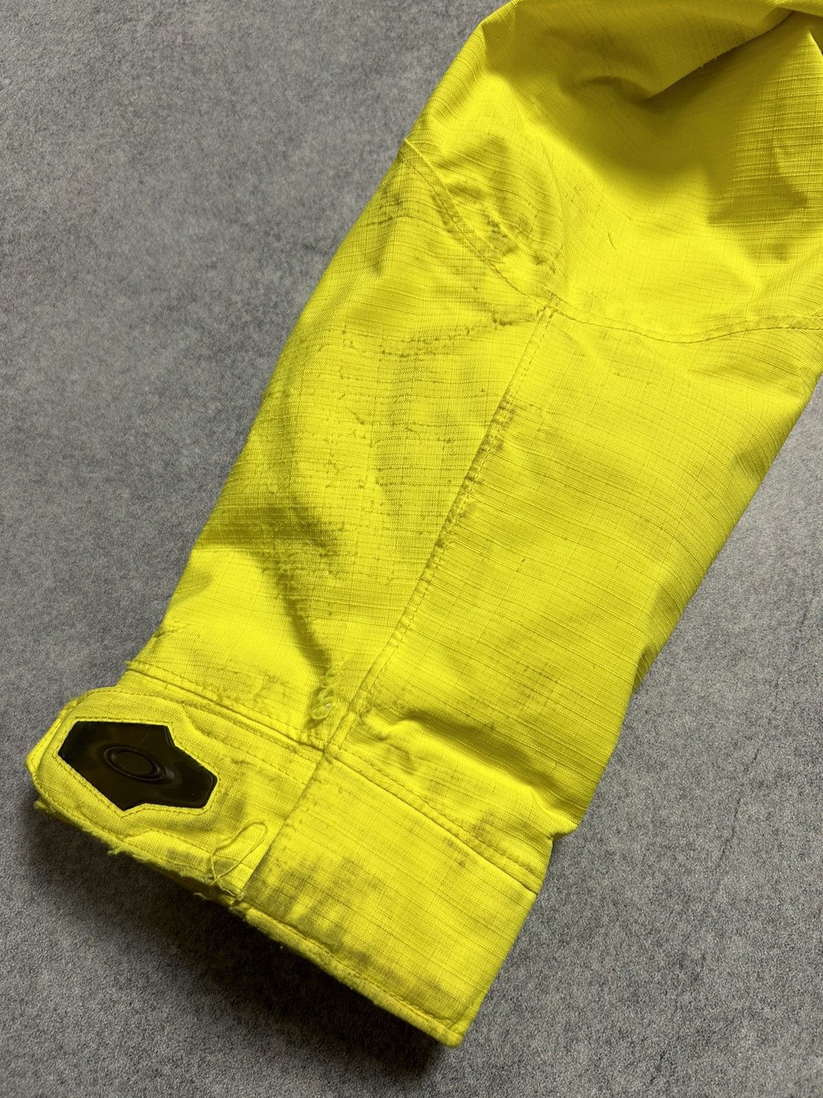 Oakley Outdoor Oakley Thinsulate Ski Snowboard Jacket Gorpcore Size US S / EU 44-46 / 1 - 11 Thumbnail