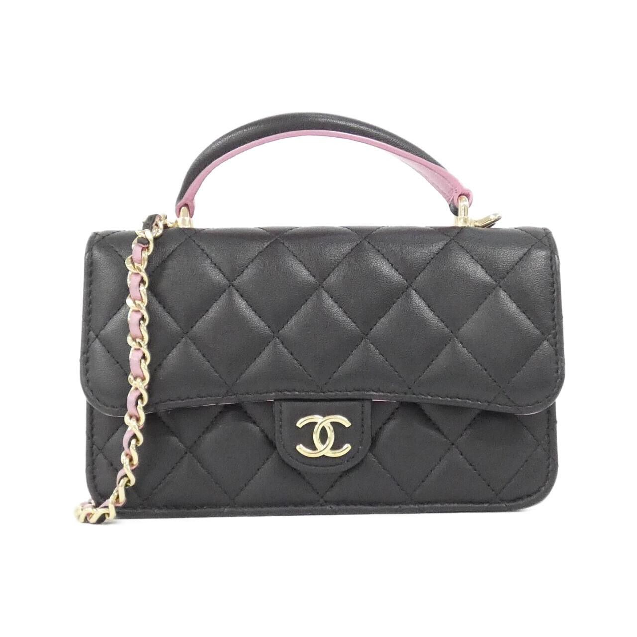 Chanel Chanel Chanel Lambskin Phone Case Leather Phonecase AP3226 DUTY FREE for USA Size ONE SIZE - 1 Thumbnail