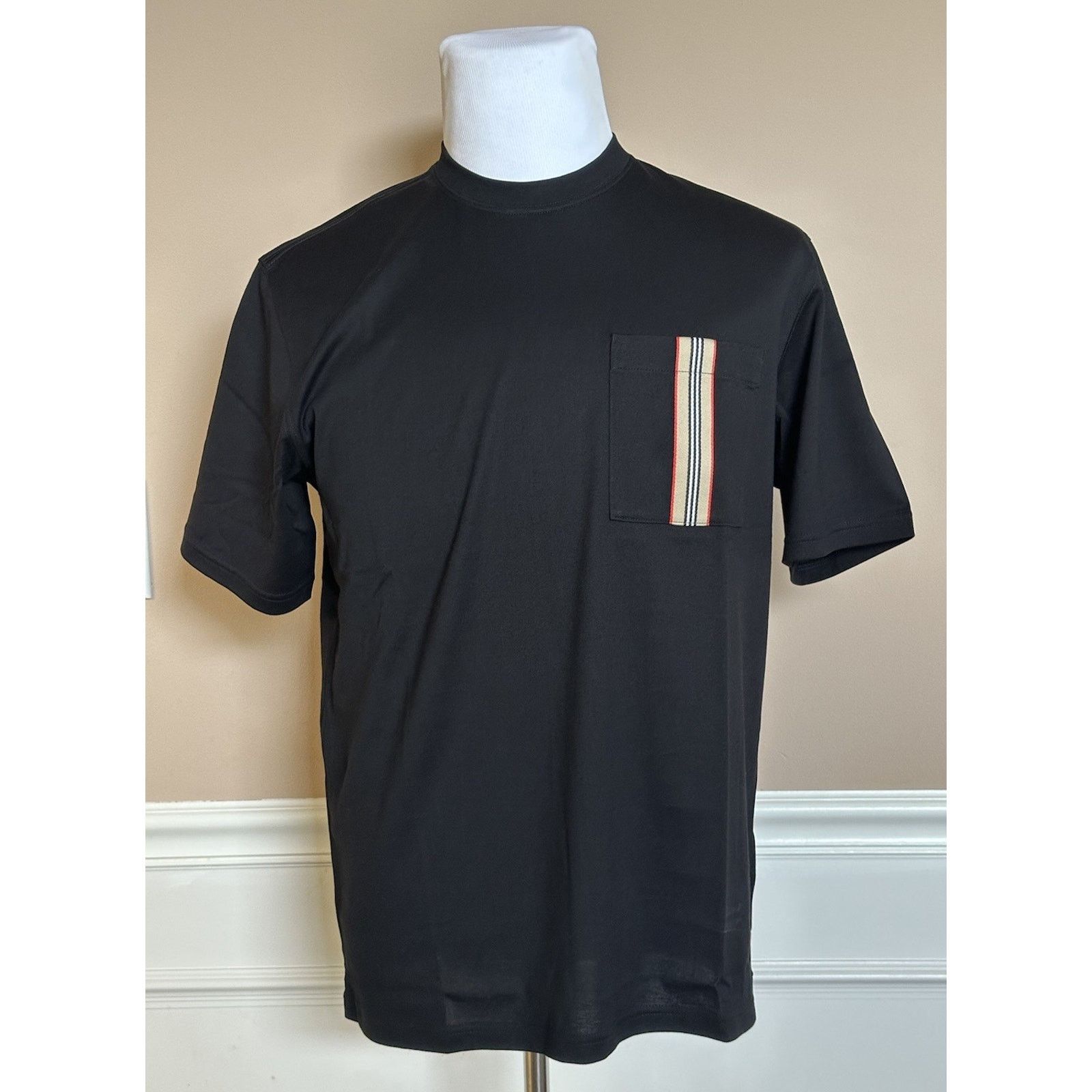 Burberry Burberry Ellison Pocket Black T-shirt M (Oversized) 81121131 Size US M / EU 48-50 / 2 - 1 Thumbnail