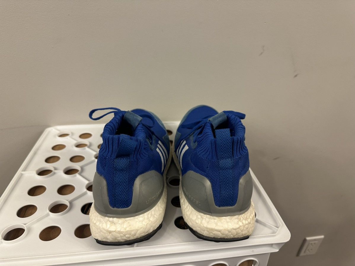 Adidas adidas Ultra Boost Mid Run Thru Time Size US 9 / EU 42 - 6 Thumbnail