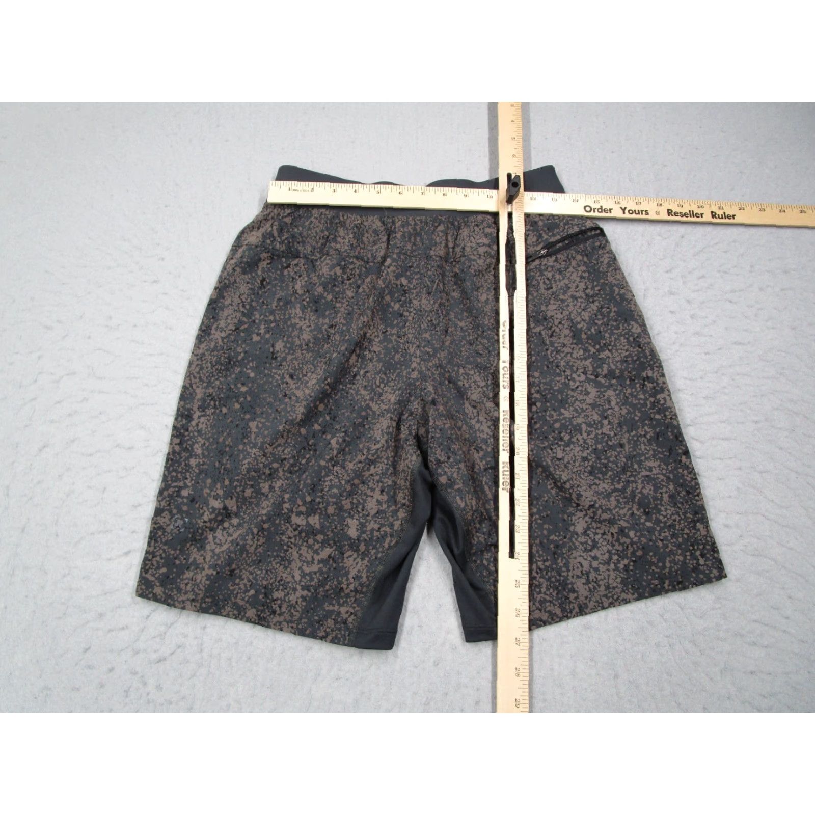 Lululemon Lululemon Shorts Men Small Gray THE Paint Splatter 9" Lined Performance Logo Mens Size US 29 - 6 Thumbnail