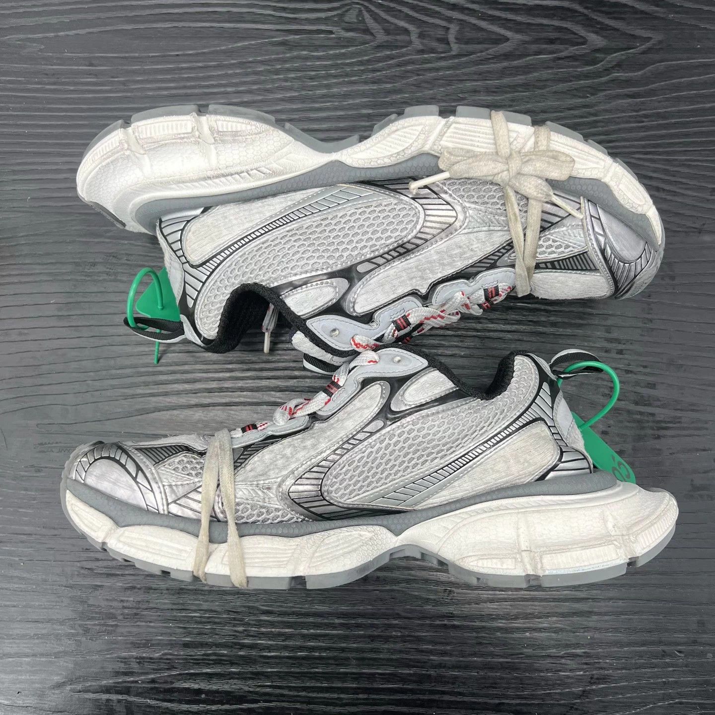 Balenciaga Balenciaga 3XL Gray 41 Near New Size US 8 / EU 41 - 2 Thumbnail