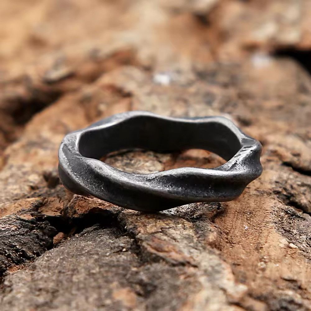 Jewelry 5mm Mobius Ring (size 6-12) Size ONE SIZE - 2 Thumbnail