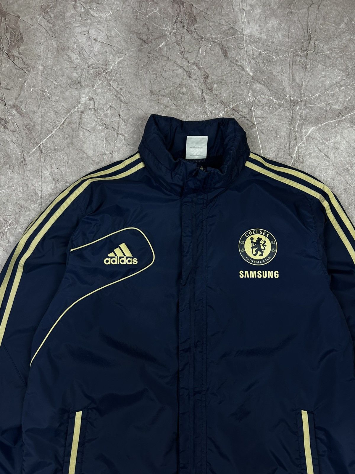 Adidas Vintage Chelsea soccer jacket adidas big logo size m Size US M / EU 48-50 / 2 - 4 Thumbnail