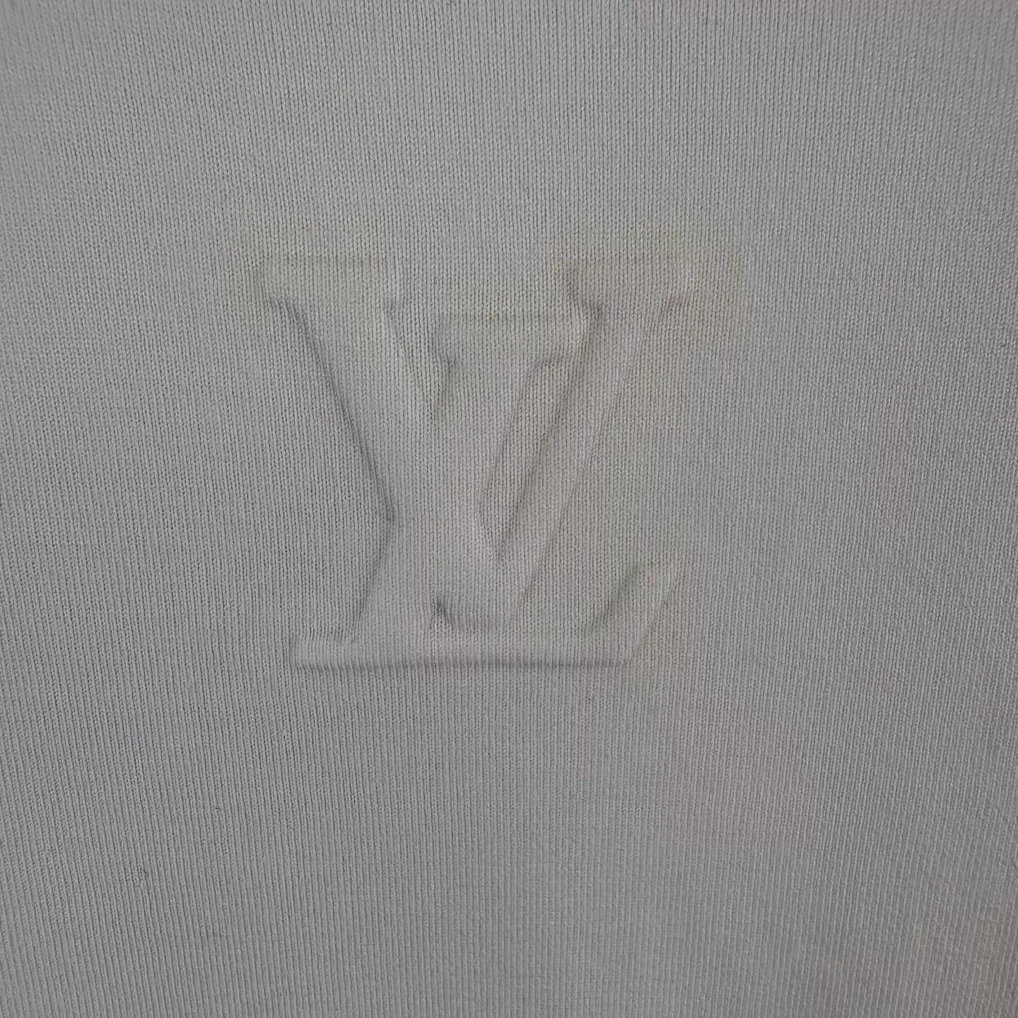 Louis Vuitton LV White Embossed Logo Short Sleeve Tee 100% Cotton Italy 5L Size 4XL / US 24-26 - 4 Thumbnail