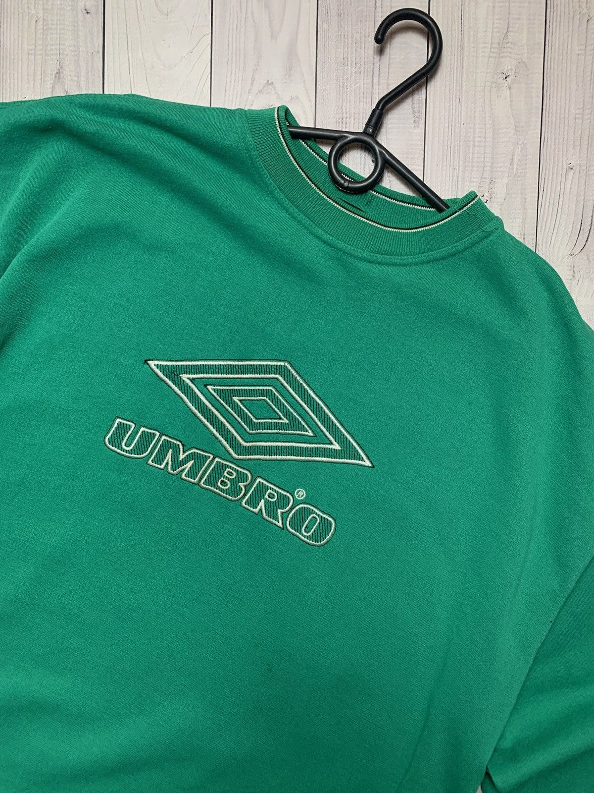 Umbro × Vintage Vintage Umbro Sweatshirt green rare big logo Celtic size XL Size US XL / EU 56 / 4 - 2 Thumbnail