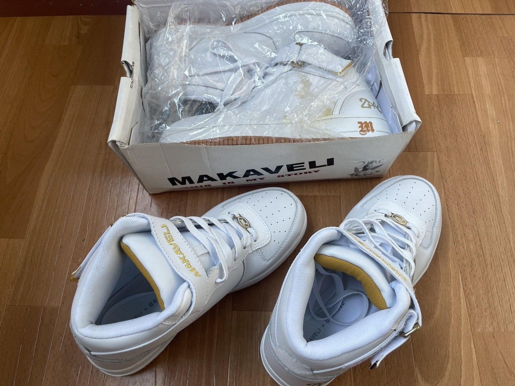 Makaveli MAKAVELI Branded sneakers, 2Pac shoes, Hi Top vintage US 9 Size US 9 / EU 42 - 18 Thumbnail