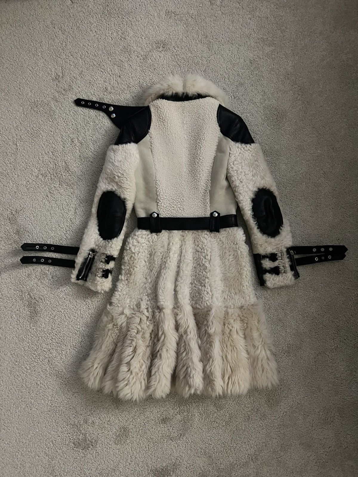 Alexander McQueen Alexander McQueen shearling biker coat Size XS / US 0-2 / IT 36-38 - 5 Thumbnail