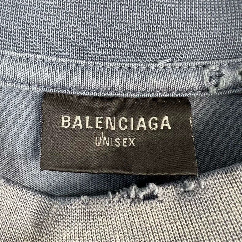 Balenciaga Balenciaga Old Blue Ripped Loose Crew Neck T-Shirt Size US XS / EU 42 / 0 - 6 Thumbnail