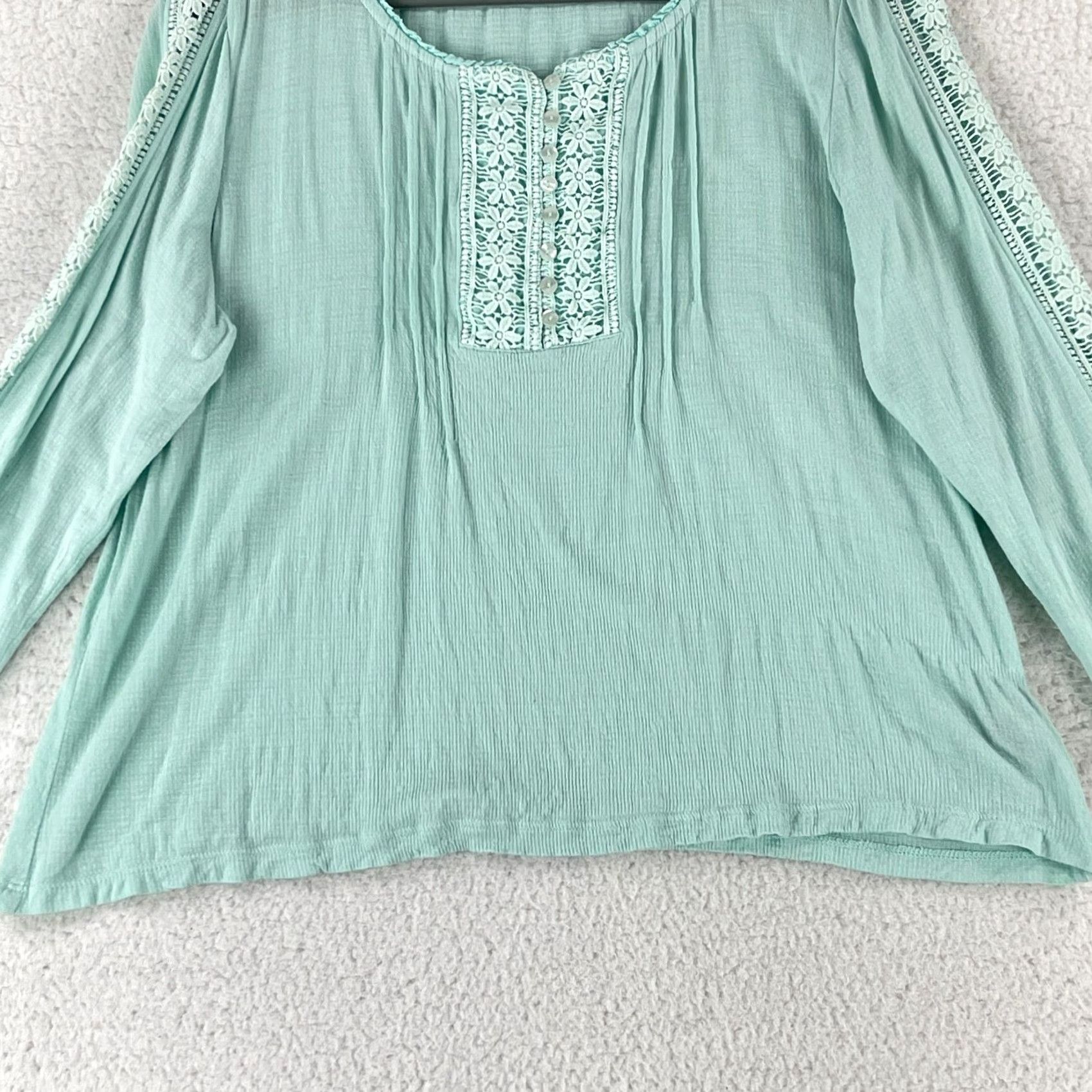 Soft Surroundings Soft Surroundings Ceclia Embroidered Shirt Womens PM Green Long Sleeve Shirt Size M / US 6-8 / IT 42-44 - 6 Thumbnail