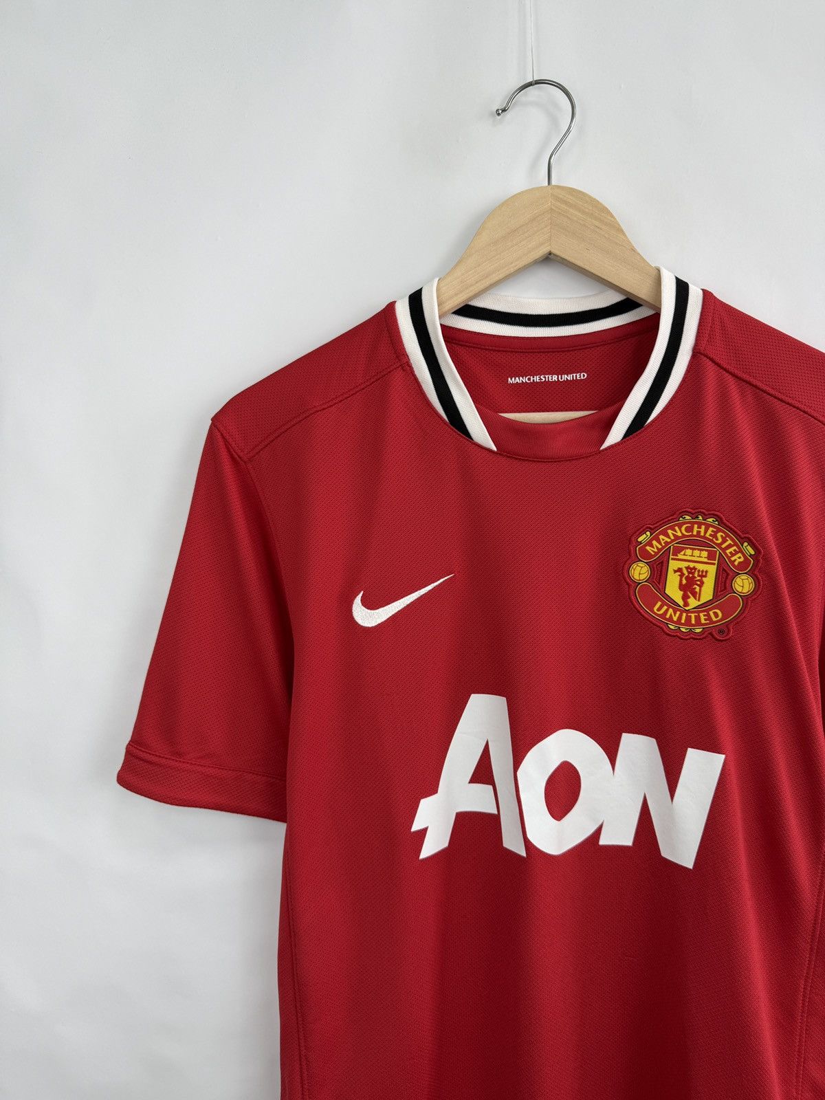 Nike 🏴󠁧󠁢󠁥󠁮󠁧󠁿 Y2K Nike Manchester United Soccer Jersey Dri Fit Rare Size US M / EU 48-50 / 2 - 2 Thumbnail