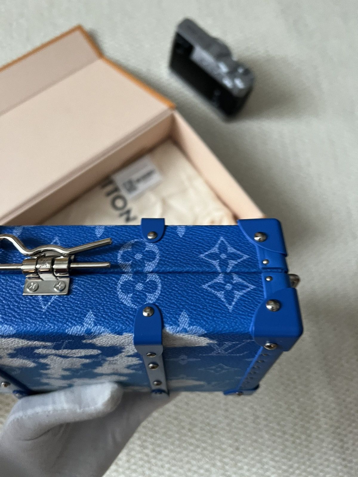 Louis Vuitton Wallet Trunk Louis Vuitton Limited Blue Trunk Size ONE SIZE - 8 Thumbnail
