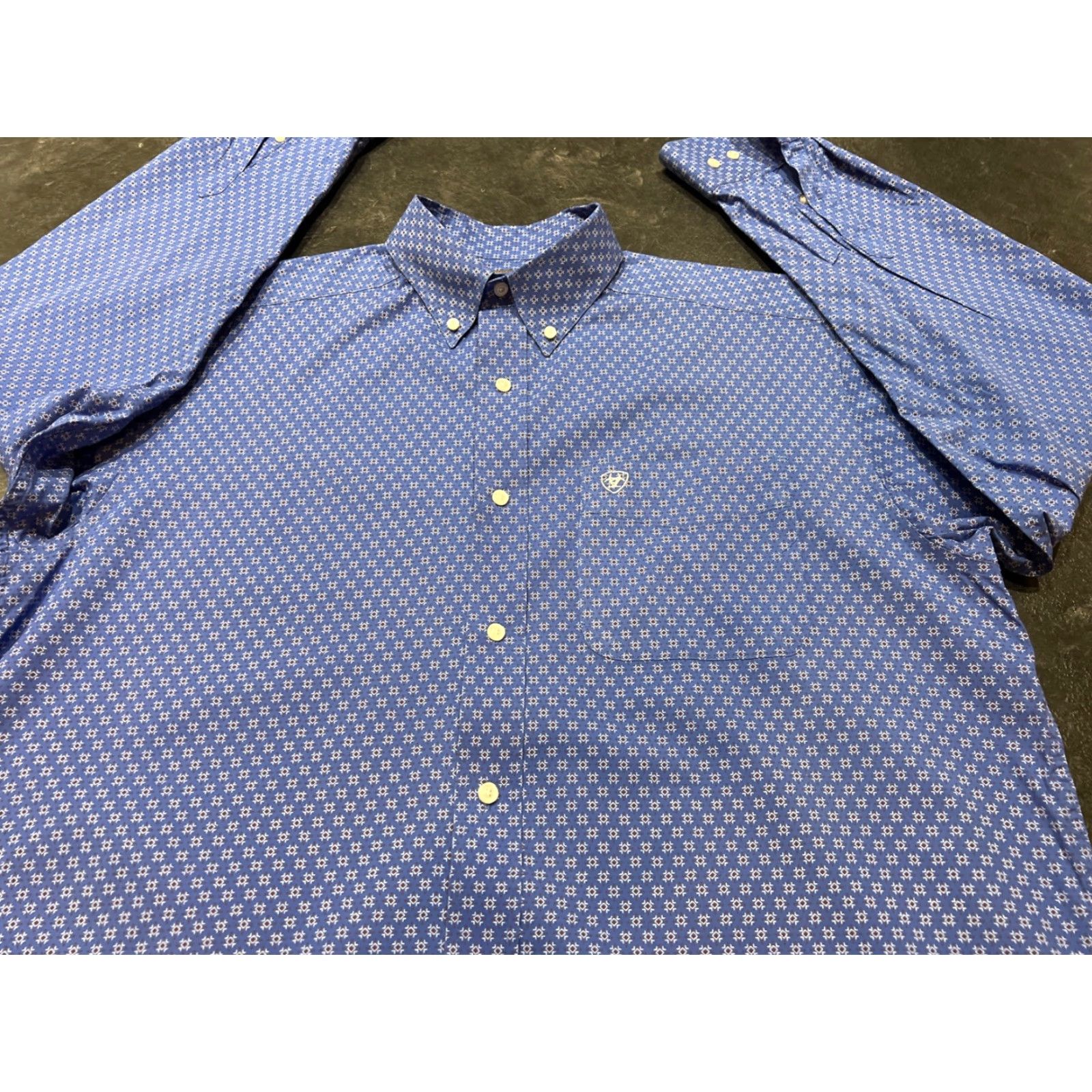 Ariat Ariat Button-Up Shirt Geometric Embroidered Long Sleeve Blue Size L Men's Size US L / EU 52-54 / 3 - 2 Thumbnail