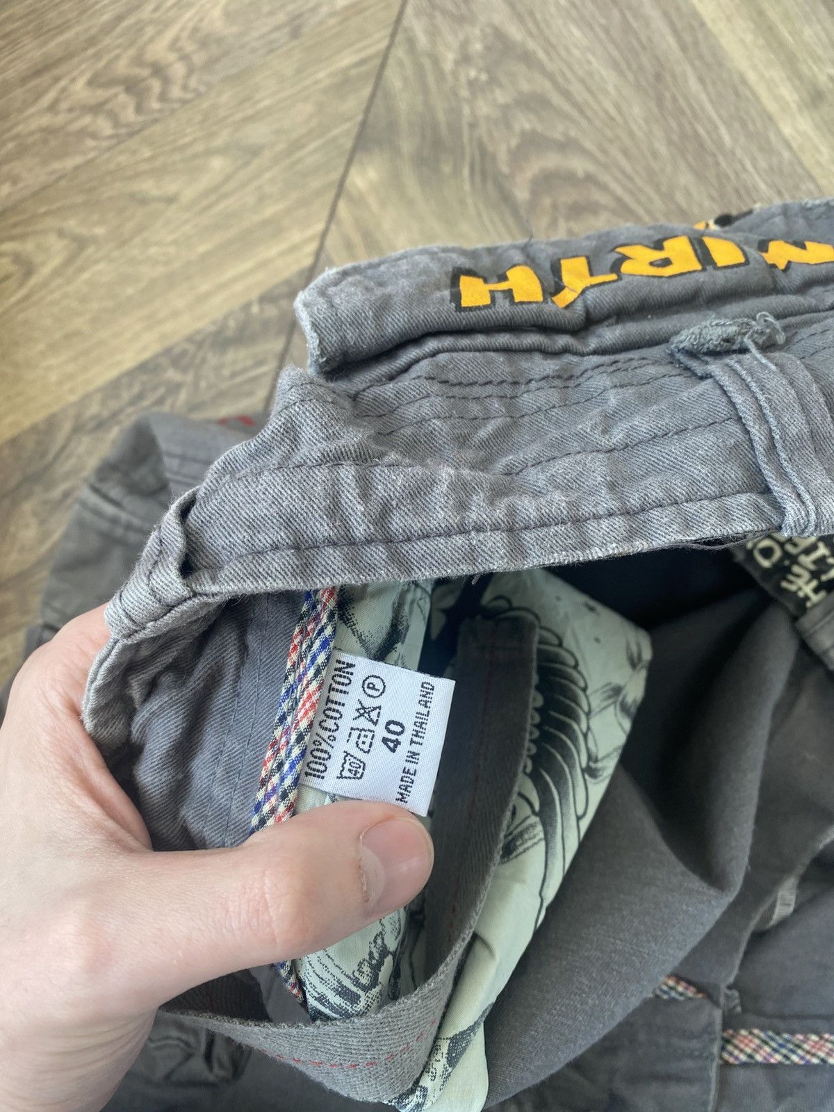Japanese Brand × Vintage Vintage Minute Mirth Y2K Ed Hardy Style Cargo shorts Size US 40 / EU 56 - 7 Thumbnail