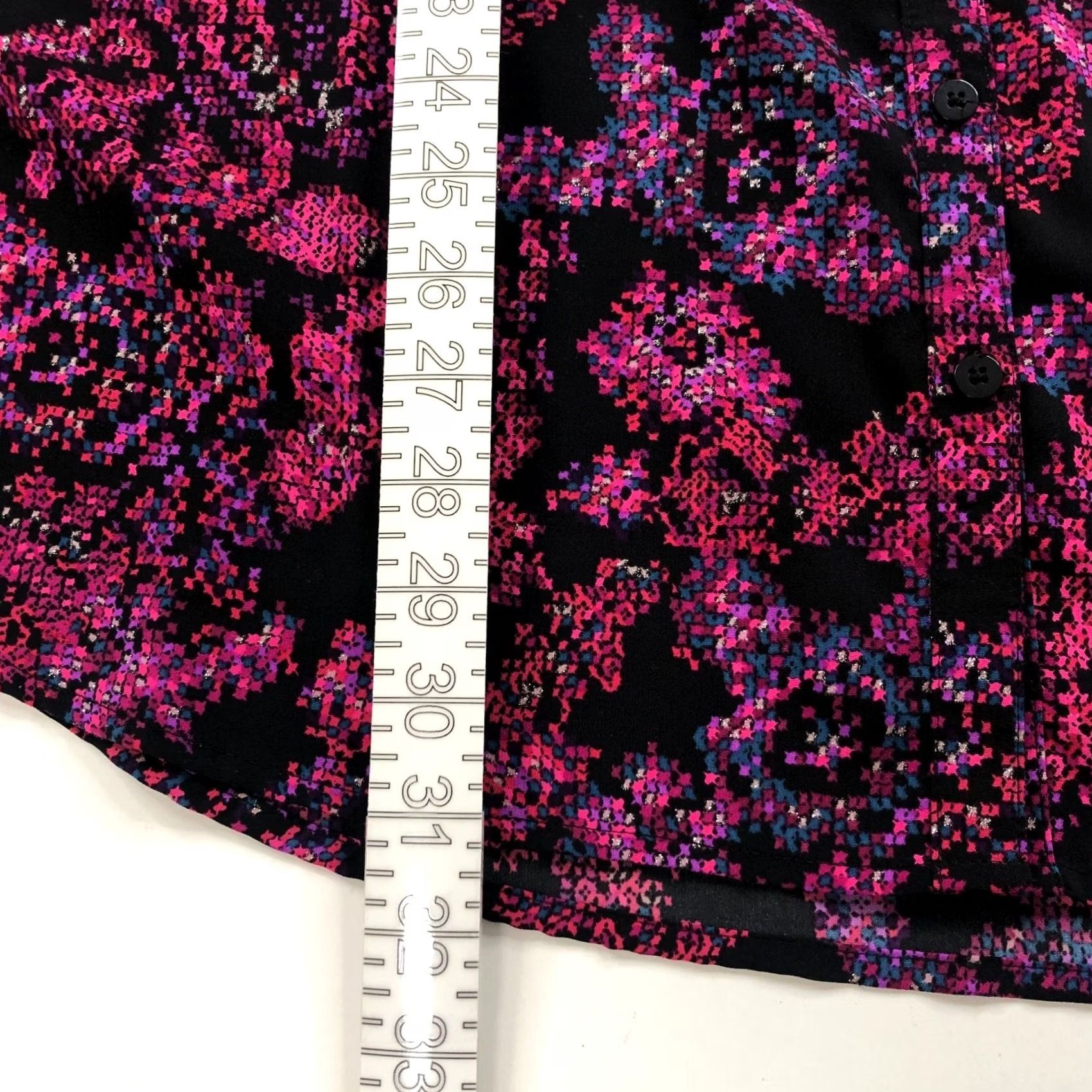 Vintage Catherines Plus 3X Women's Button Up Shirt All Over Print Black MINT Geometric Long Sleeve Casual 3X Womens Button-Up Shirt Size XXL / US 16-18 / IT 52-54 - 5 Thumbnail