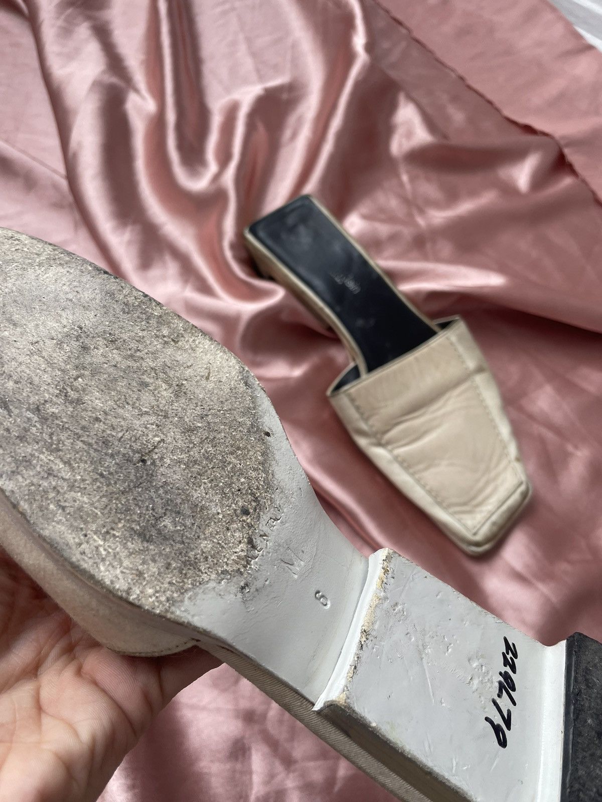 Calvin Klein Calvin Klein leather mules Size US 6 / IT 36 - 10 Thumbnail