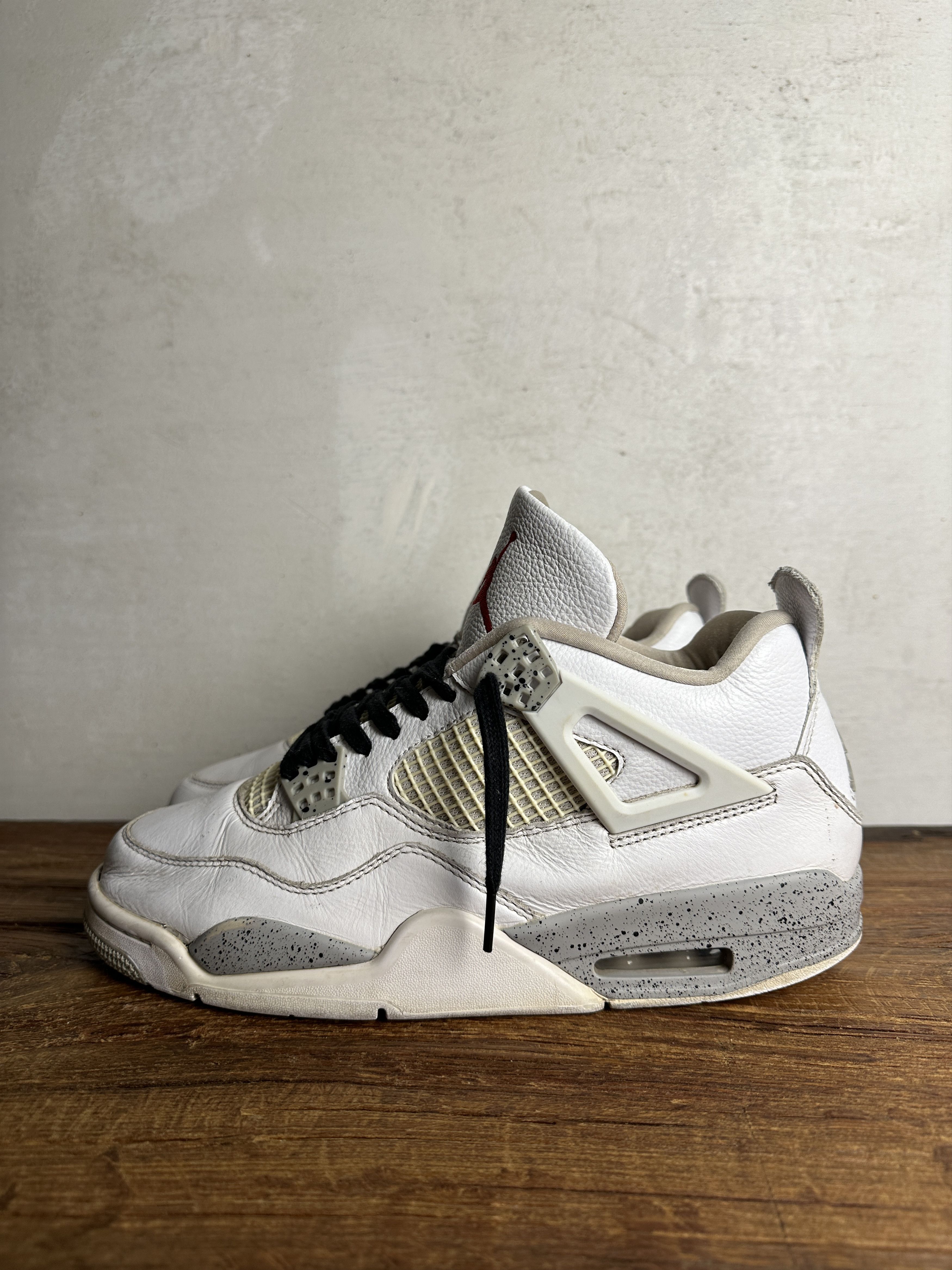 Jordan Brand Air Jordan 4 Retro White Oreo 2021 Size US 9 / EU 42 - 2 Thumbnail
