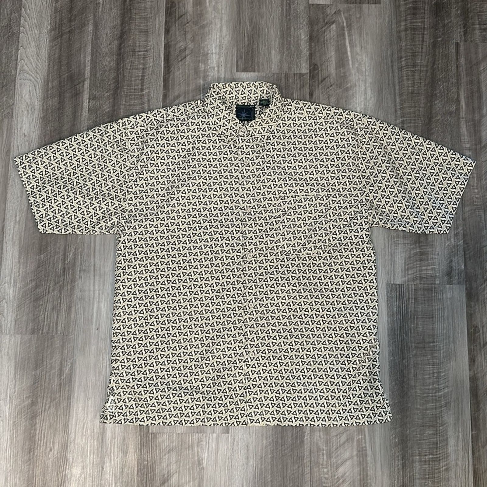 Other Address Unknown Short Sleeve Button Down - Large Size US L / EU 52-54 / 3 - 2 Thumbnail