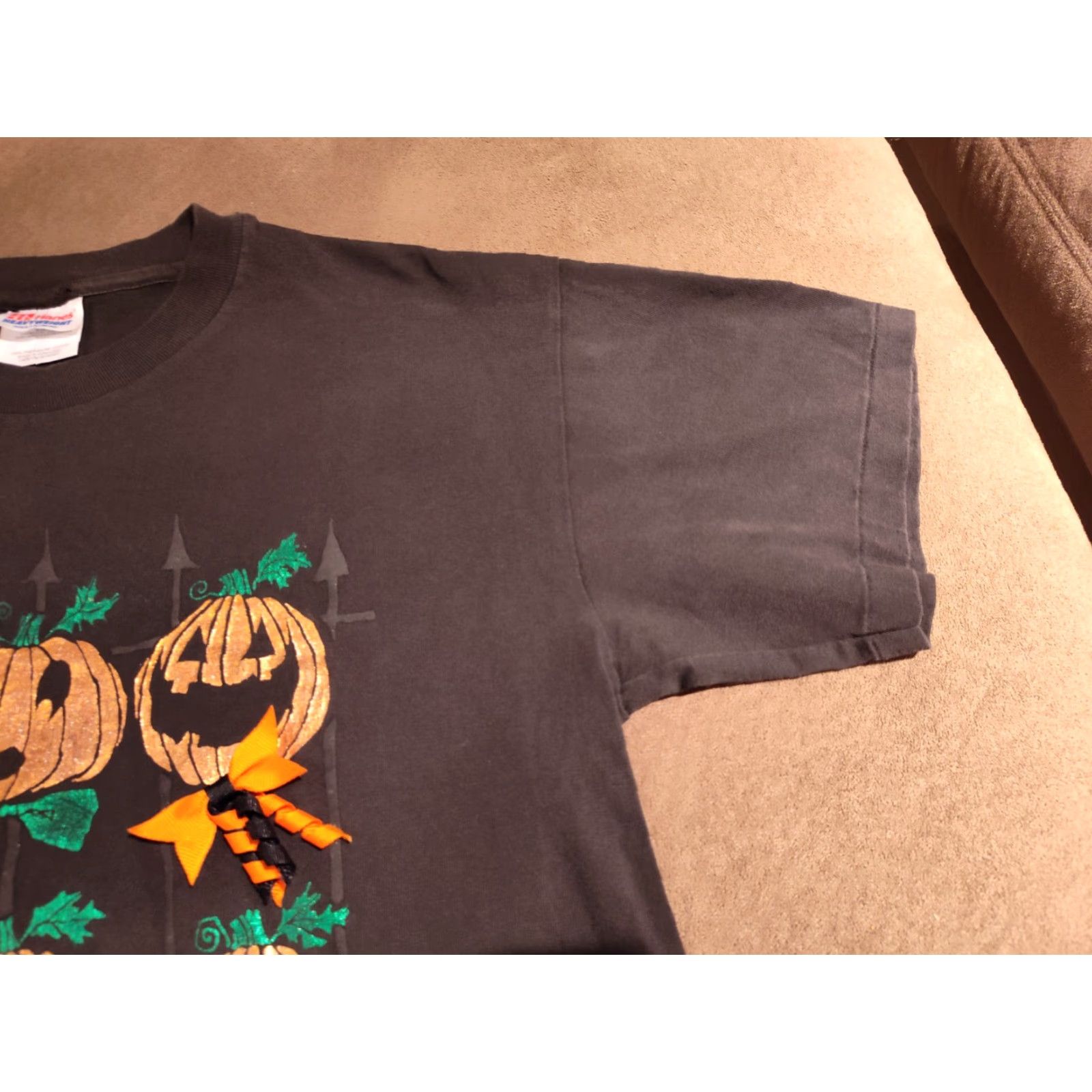 Hanes VINTAGE Halloween Pumpkins Ribbon Bow T-Shirt Men Size M Black 90s Hanes Short Sleeve Size US M / EU 48-50 / 2 - 7 Thumbnail