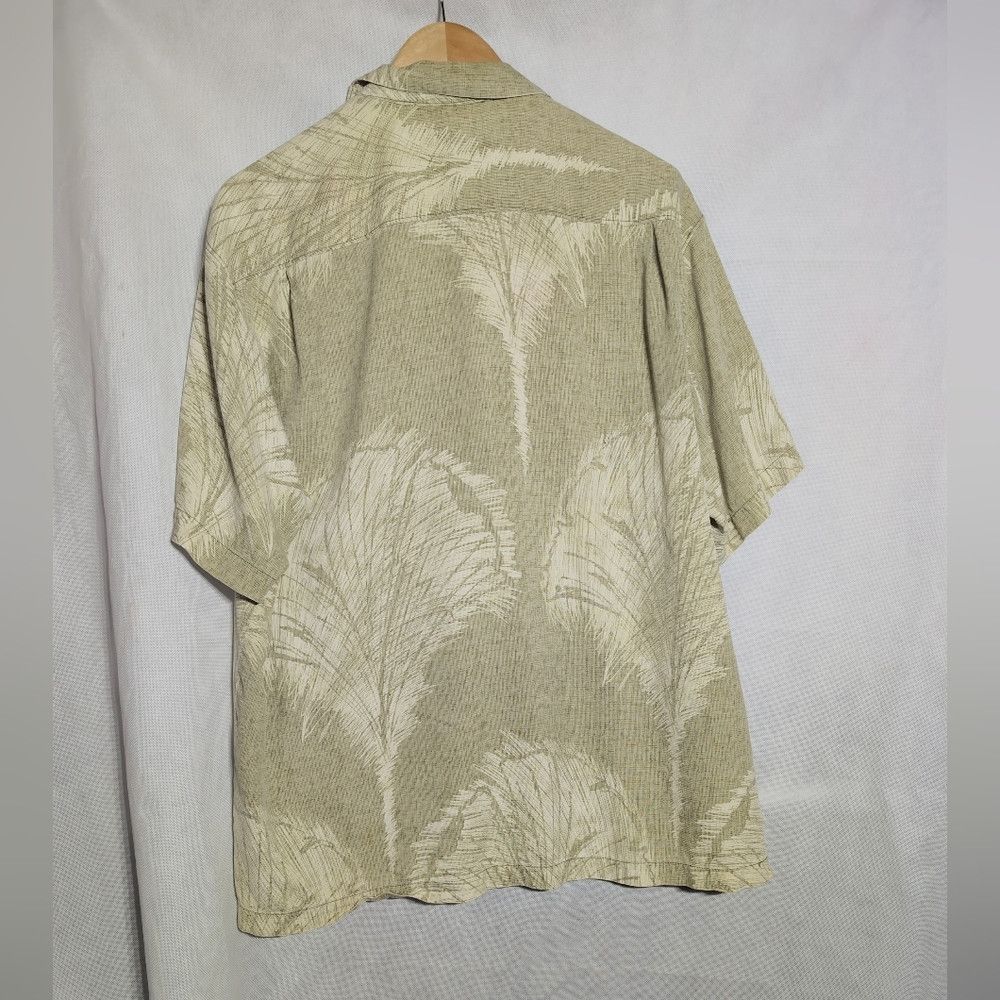 Tommy Bahama Tommy Bahama Silk Sz XL Olive Palm Print Shirt Size US XL / EU 56 / 4 - 3 Thumbnail