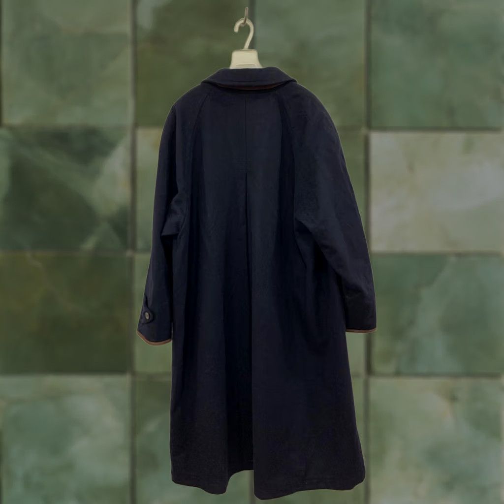 Vintage Schneiders Salzburg Town & Country Overcoat Navy Wool Alpaca 40R Mens Jacket Coat 70% Virgin Wool 5% Alpaca 25% Polyamide EU 48/US 40 Size US XXS / EU 40 - 1 Thumbnail