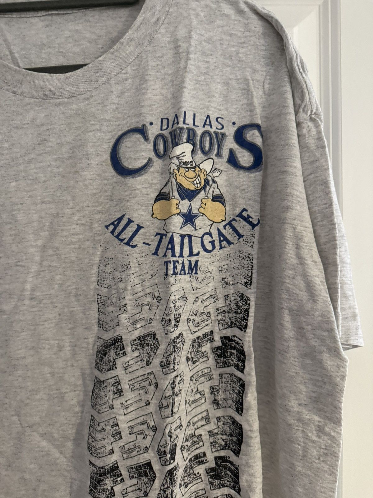 Other Vintage 1991 Dallas Cowboys Tail Gate tire mark shirt No Tag Size US XL / EU 56 / 4 - 2 Thumbnail