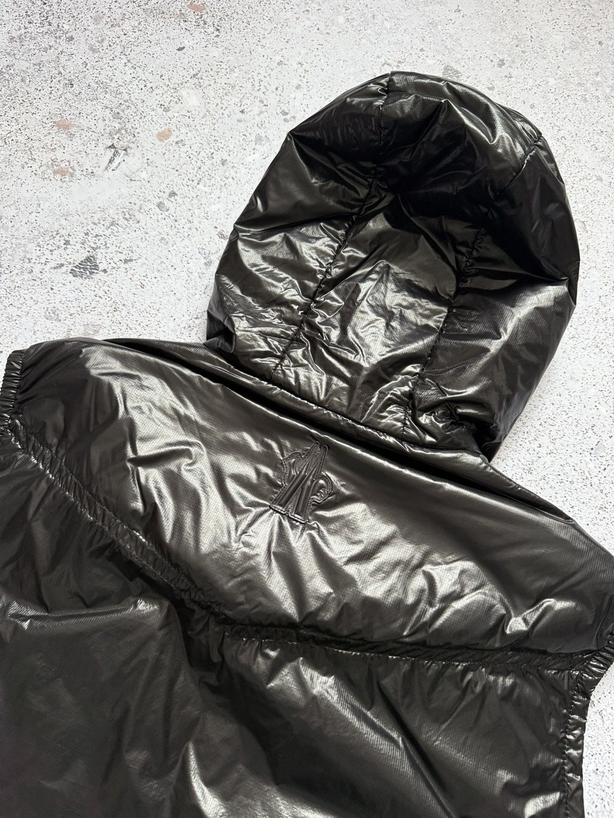 Moncler Moncler Grenoble SALANTIN GILET Down Vest Black Size US M / EU 48-50 / 2 - 9 Thumbnail