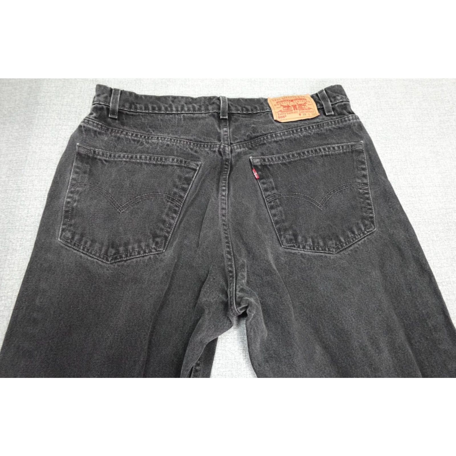 Levi's VINTAGE Levi's 505 Jeans Mens 38x30 Black Regular Fit Western Cowboy Rancher Jeans Size US 38 / EU 54 - 5 Thumbnail