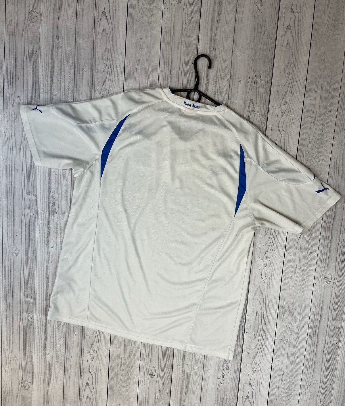 Puma Vintage New Castle United soccer jersey size XXL puma away Size US XXL / EU 58 / 5 - 6 Thumbnail