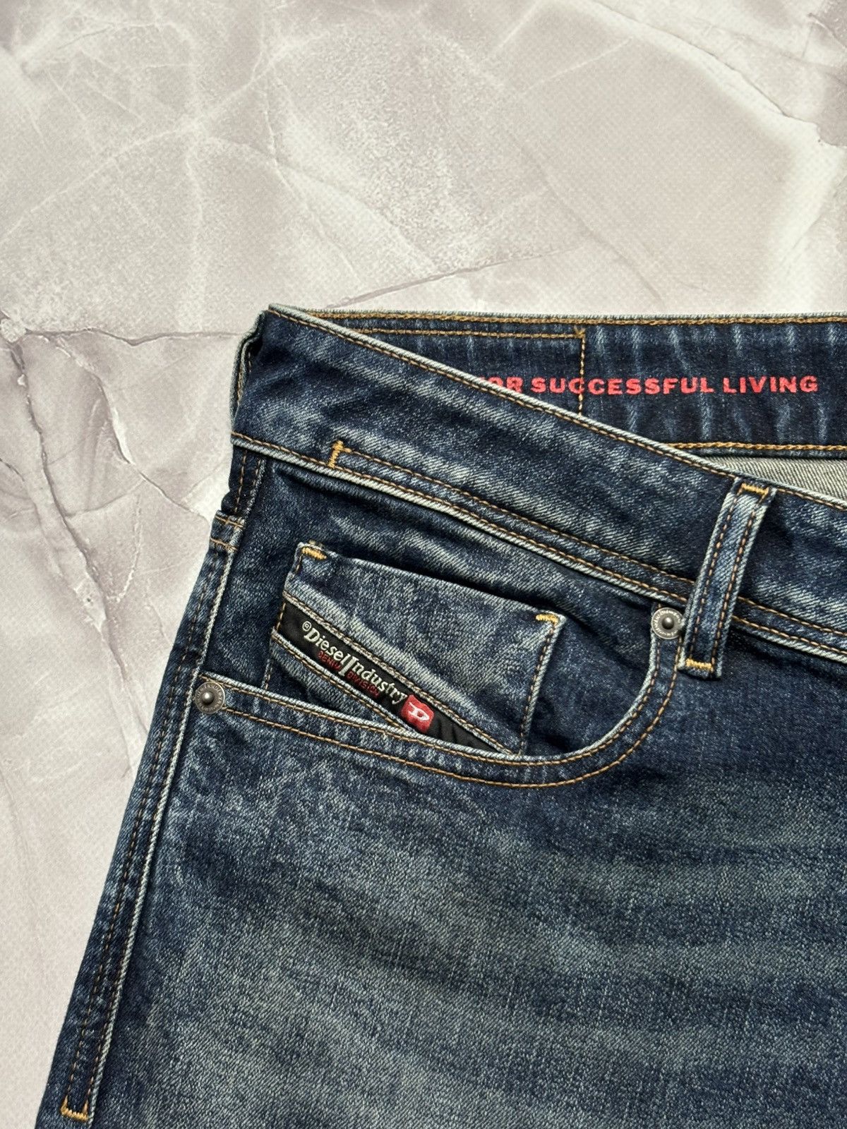 Diesel DIESEL 1979 Sleenker Jeans Skinny Faded Blue Mens 34 x 32 Size US 34 / EU 50 - 11 Thumbnail