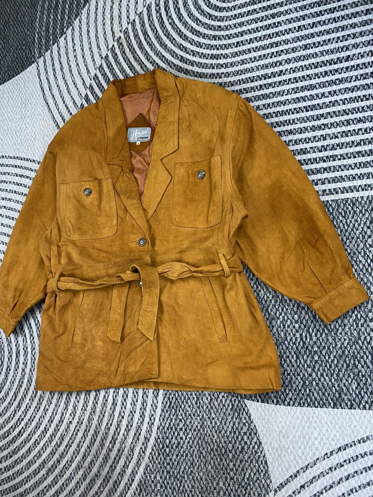Genuine Leather Vtg Amica Lamb Suede Belted Leather Jacket Size M / US 6-8 / IT 42-44 - 4 Thumbnail