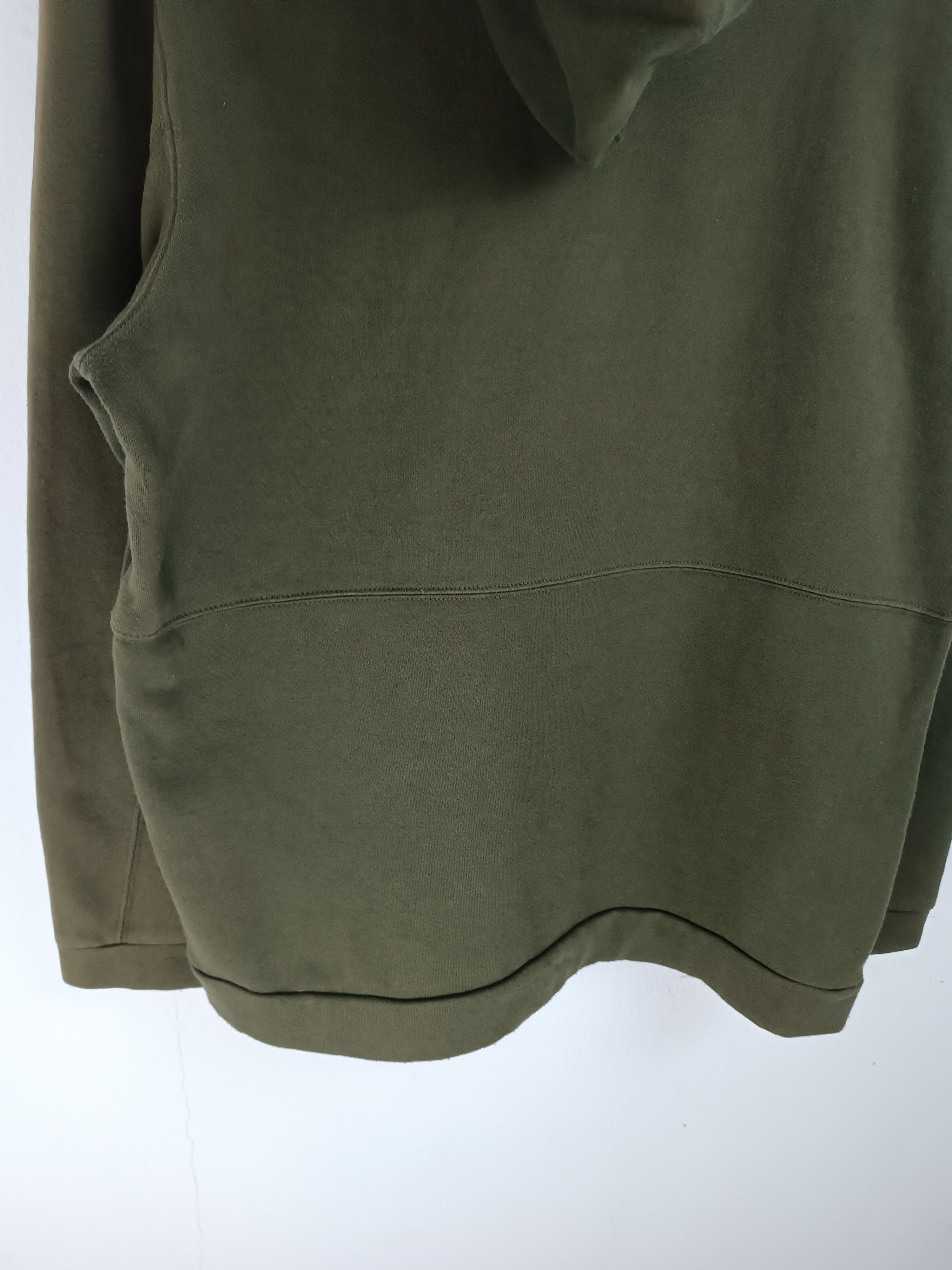 Asics VINTAGE ASICS HOODIES Y2K GORPCORE GOTH RARE Size US L / EU 52-54 / 3 - 11 Thumbnail