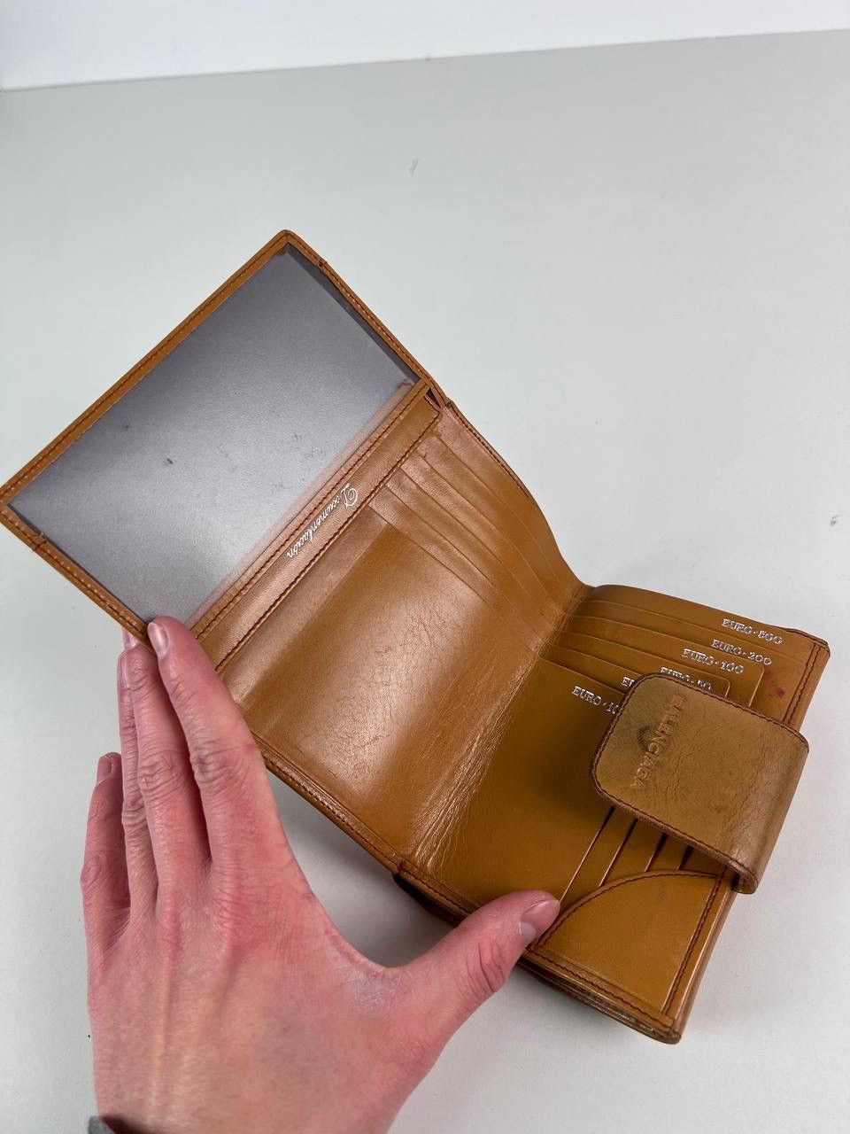 Balenciaga Balenciaga monogram vintage leather wallet Size ONE SIZE - 9 Thumbnail
