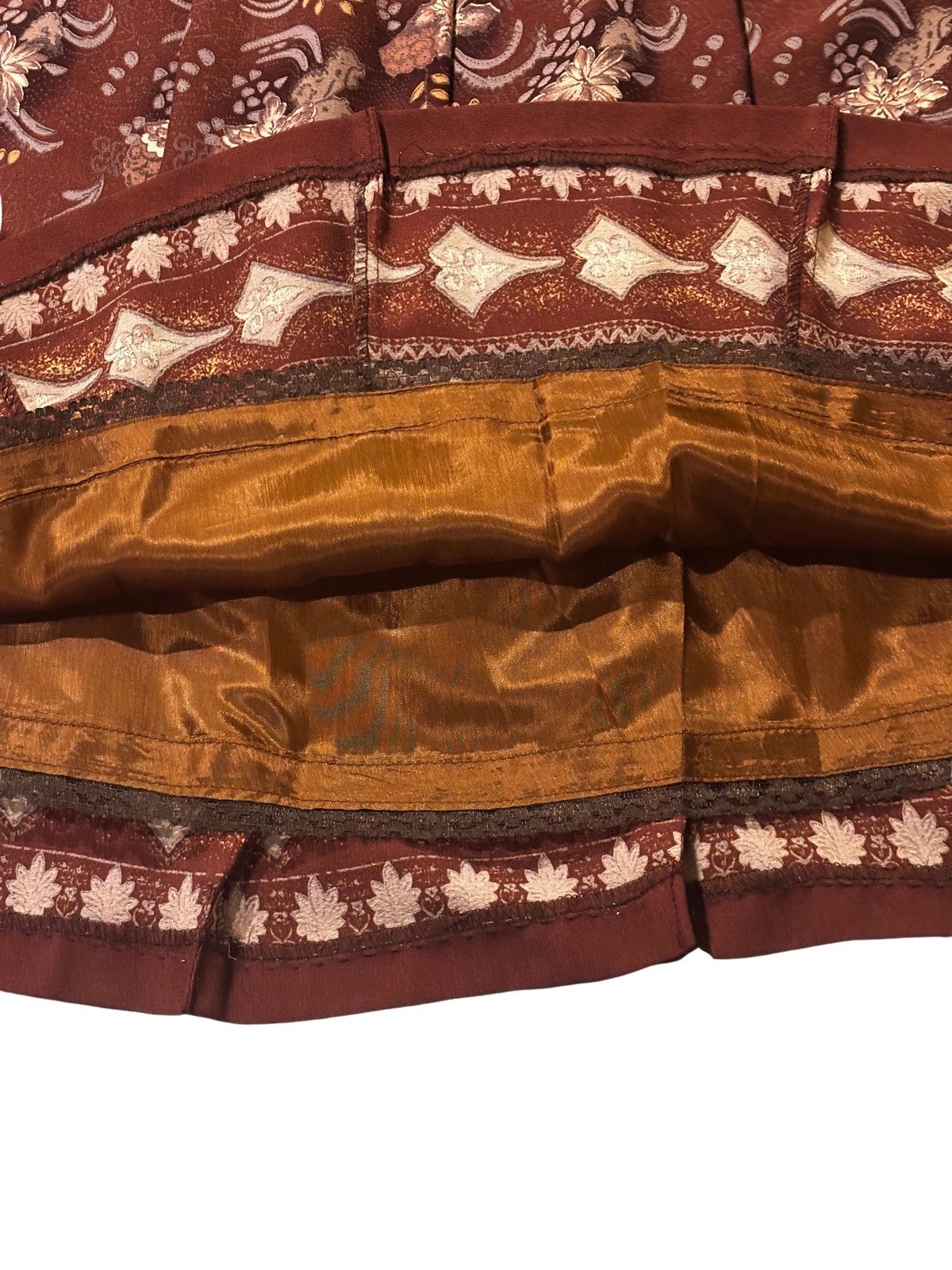 Other Brown floral A-lined Skirt.2003 Size 40" / US 18 - 8 Thumbnail