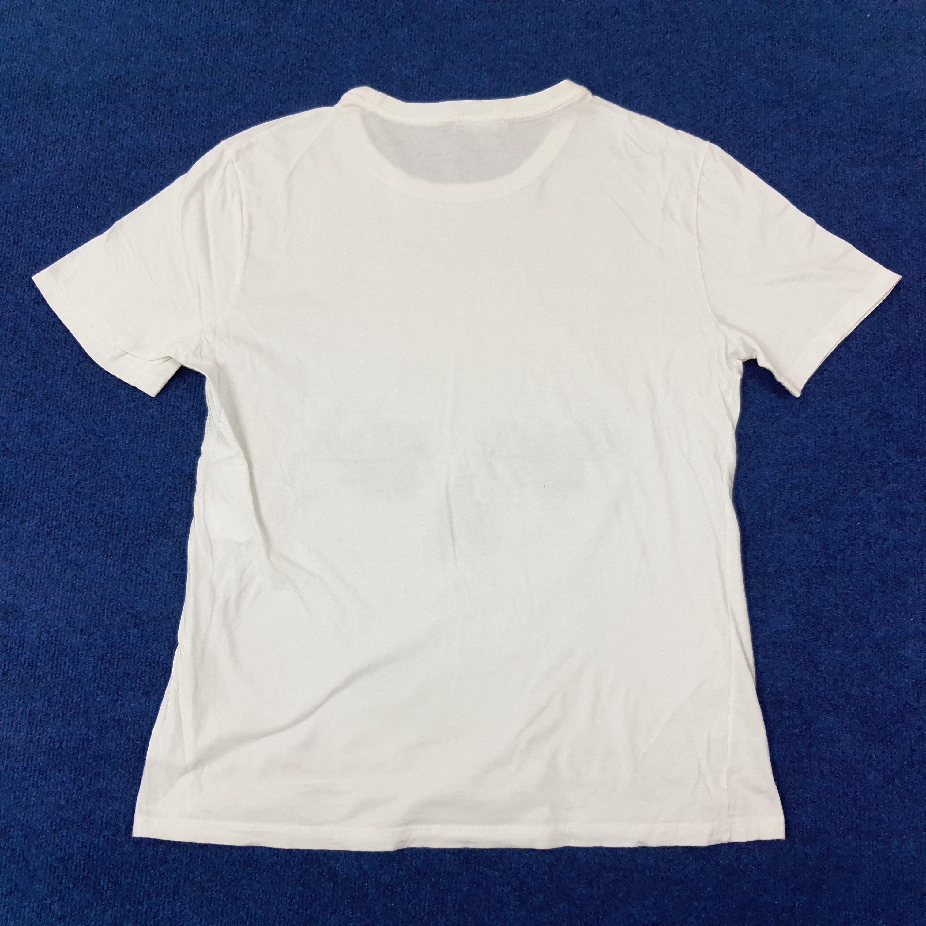 Alexander McQueen Vintage Alexander McQueen Designer Tshirt C239n79 Size US M / EU 48-50 / 2 - 3 Thumbnail