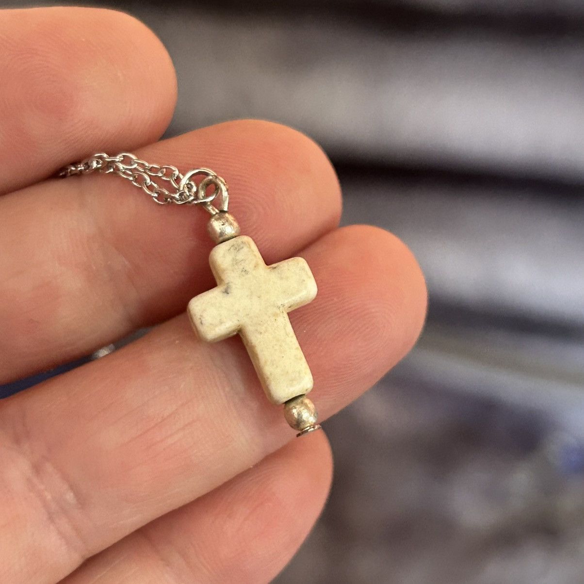Vintage Genuine magnesite stone cross pendant on chain necklace Size ONE SIZE - 8 Thumbnail