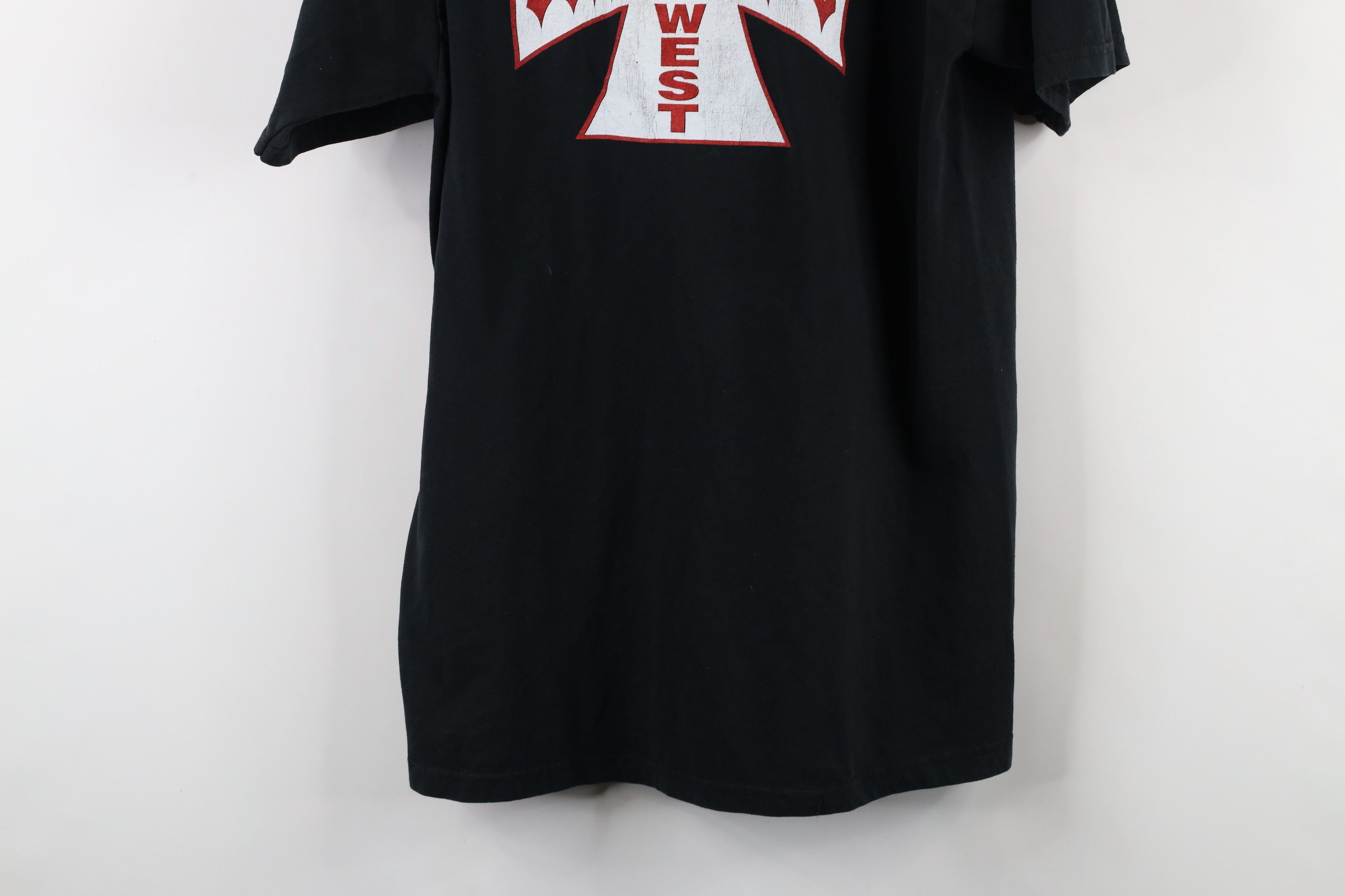 Vintage Vintage Streetwear Iron Cross Gentleman's Club T-Shirt Size US M / EU 48-50 / 2 - 11 Thumbnail