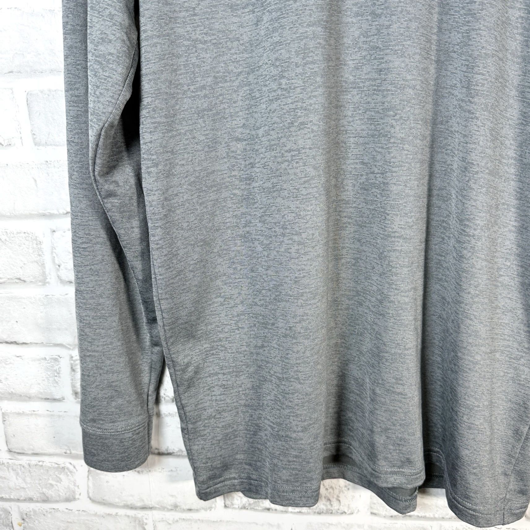 Under Armour Under Armour Golf Gray HeatGear Half Zip Pullover Mens Size S Activewear Size US S / EU 44-46 / 1 - 3 Thumbnail