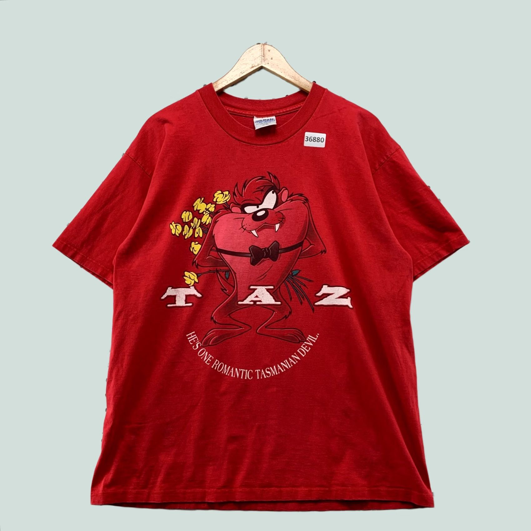 Gildan VINTAGE 90s Taz Tasmanian Devil Love Shirt Mens XL Red Graphic Size US XL / EU 56 / 4 - 1 Thumbnail